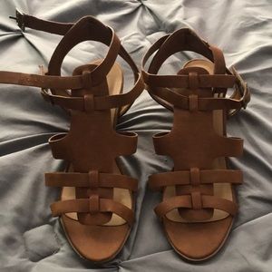 Cute open sandal heals